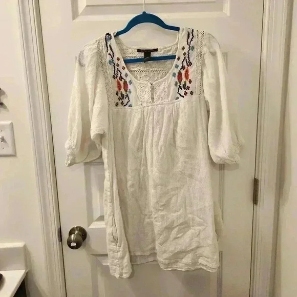 Dresses & Skirts - Lucky Brand White Dress With Embroidered Colorful Flowers Half Sleeve Size M
